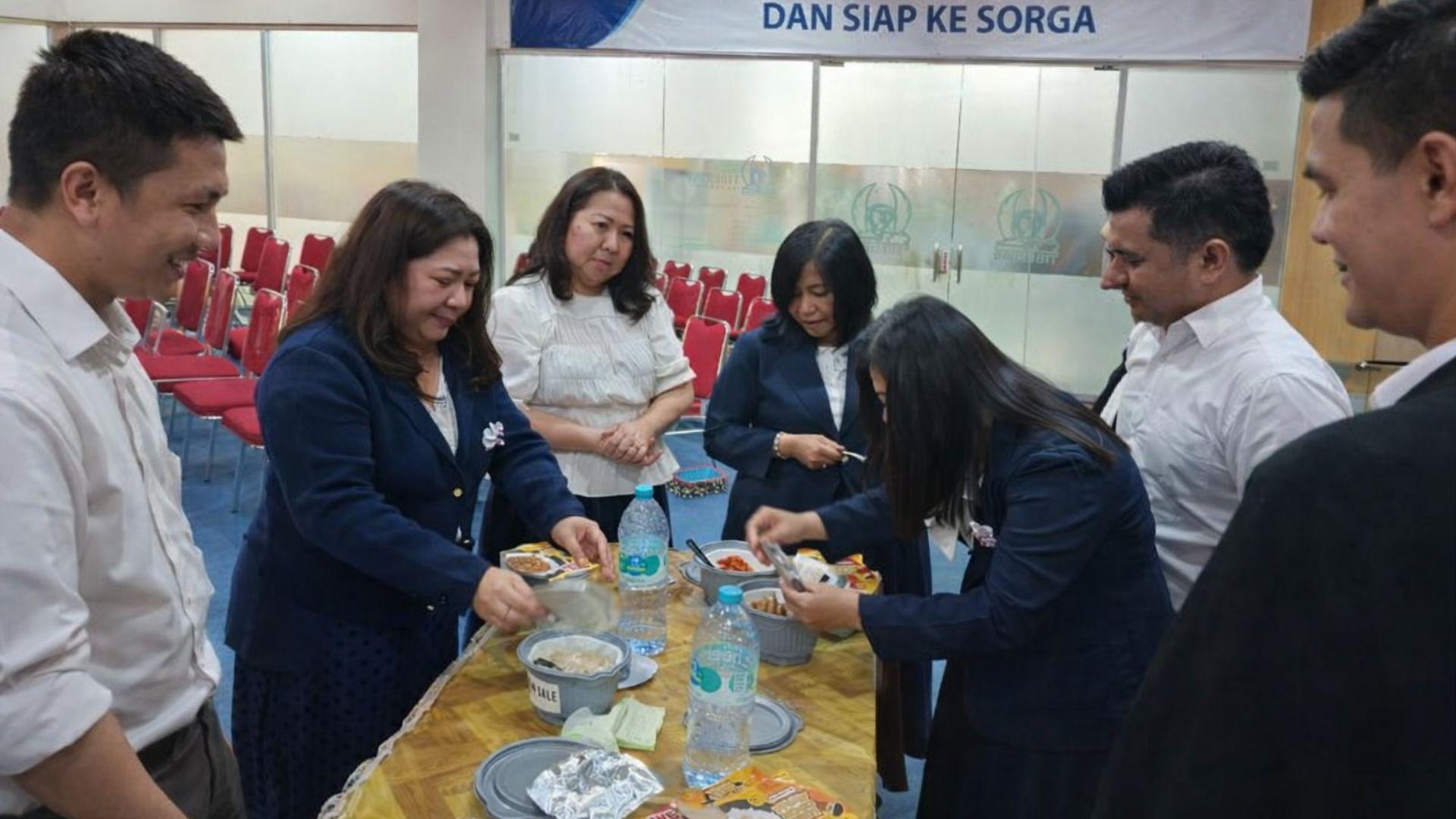 Kenalin Self Heating Food di Tim Gereja ITC Tiberias Surabaya